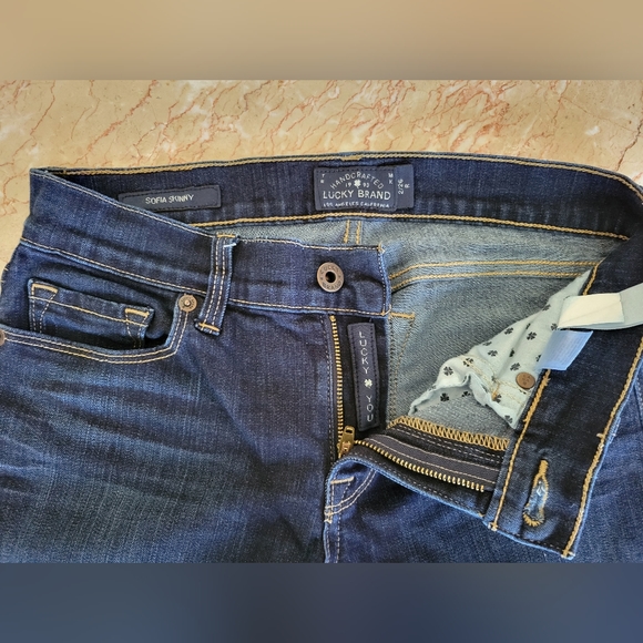 Lucky Brand Sofia Skinny Jean - Picture 2 of 5
